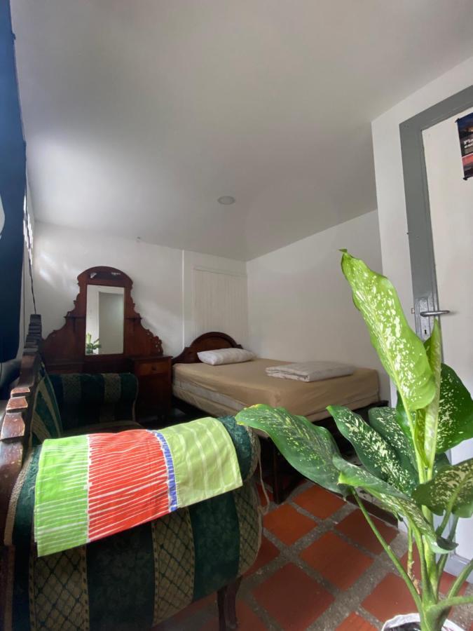 Hostal Casa Las Tías Medellín Exterior foto