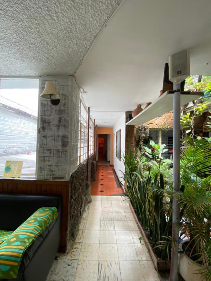 Hostal Casa Las Tías Medellín Exterior foto